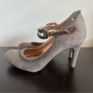 Anthropologie Miss Albright Grey Beige Suede Mary Jane Pumps